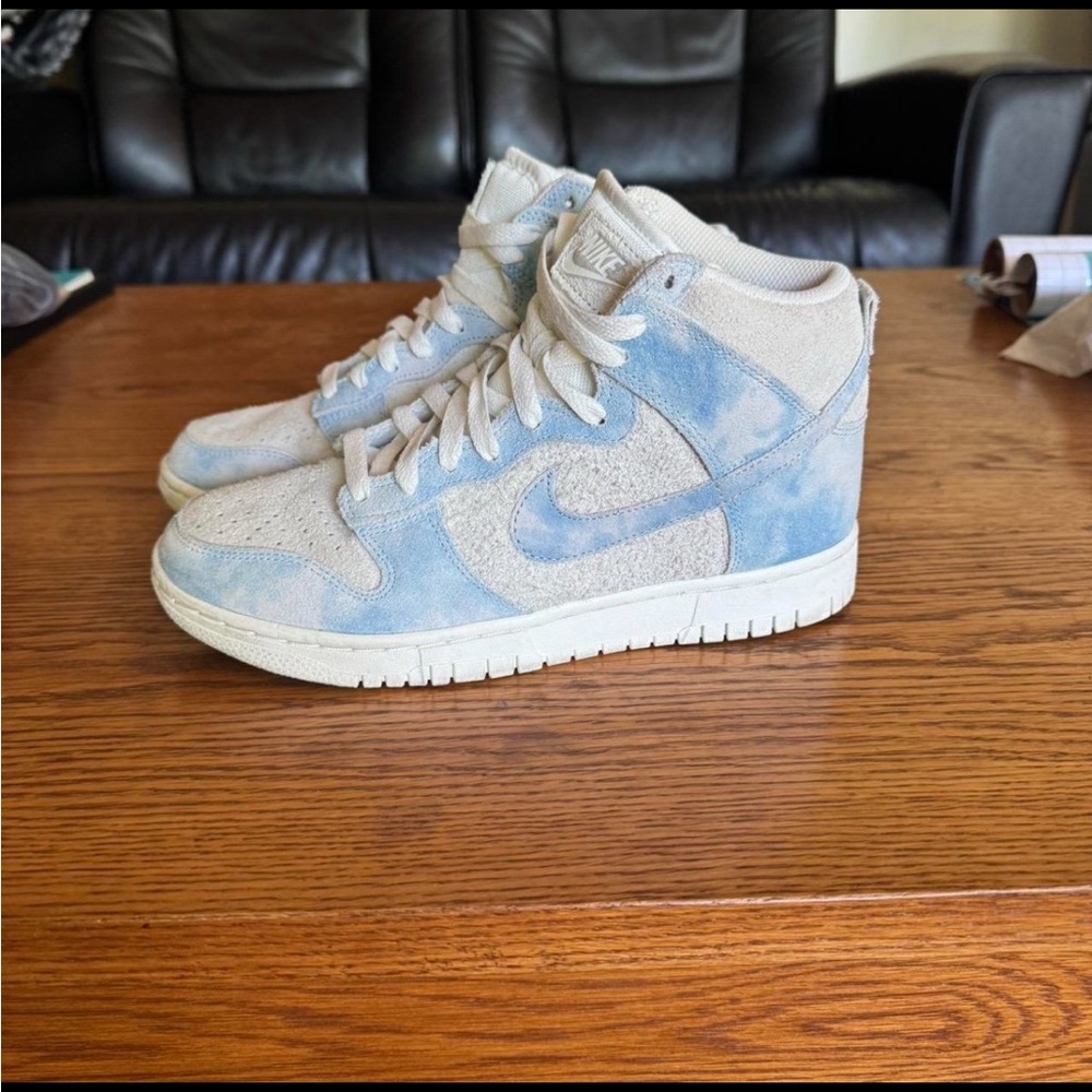 ❌SOLD❌Nike Dunk High SE Clouds Celestine Blue/White Sneaker Women’s 7.5/6 Mens